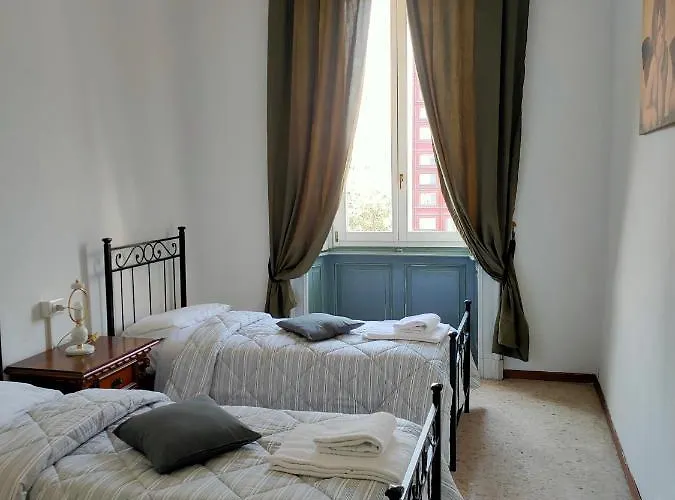 Nido Stazione Gæstehus Bergamo