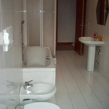 Nido Stazione Konukevi 2*