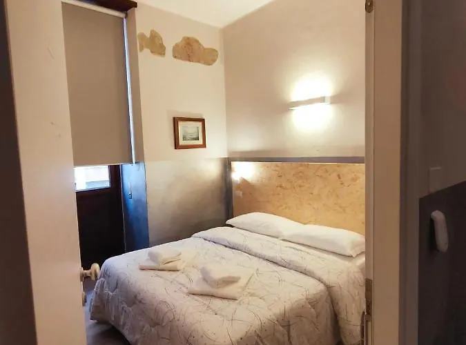 Nido Stazione Gasthof Bergamo